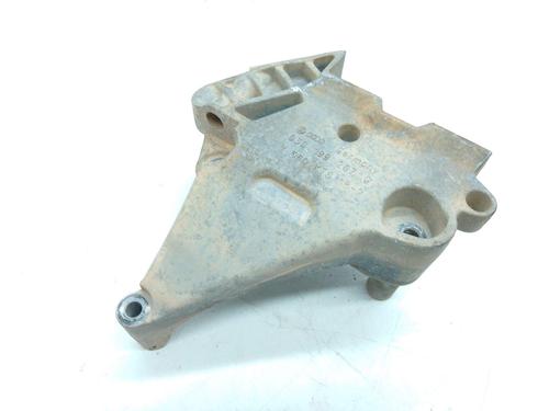 Used Engine mount Engine mount 39067840 39067840