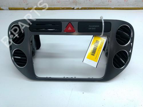 Used Air vent Air vent VW TIGUAN (5N_) 2.0 TDI 4motion (150 hp) 33719331 33719331