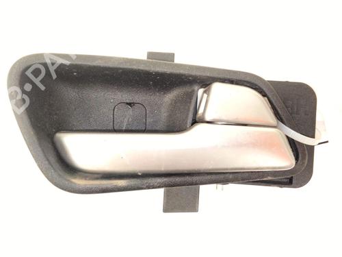Used Front right interior door handle Front right interior door handle 25790466 25790466