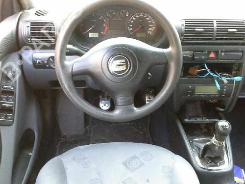 Left rear window motor SEAT LEON (1M1)  | BP742621E23 