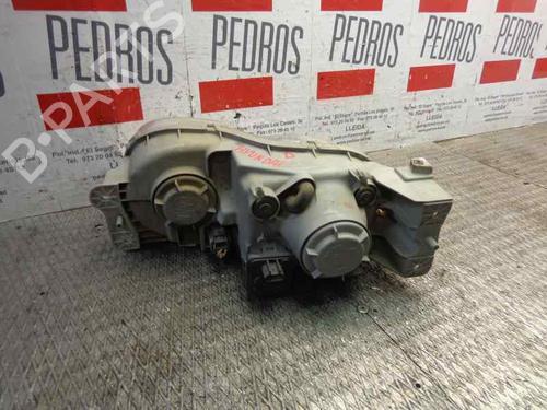 Right headlight HYUNDAI COUPE I (RD)  | BP135982C29 
