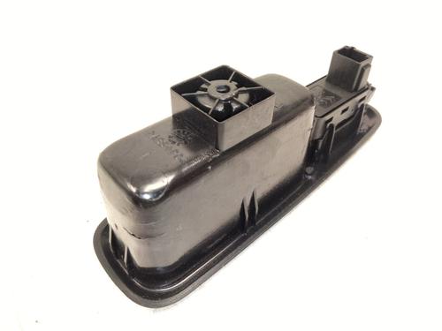 Used Right rear window switch PEUGEOT 5008 (0U_, 0E_) 1.6 16V (120 hp) 23891300