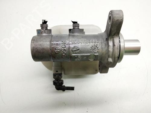 Brake master cylinder IVECO DAILY V Platform/Chassis 35C15, 35S15, 40C15, 45C15, 50C15, 60C15, 65C15, 70C15 | BP34715628M77 - Image 2