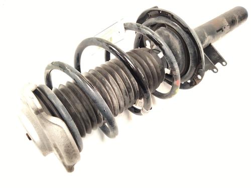 Used Left front shock absorber MERCEDES-BENZ GLA (H247) GLA 200 (247.787) (163 hp) 29944471