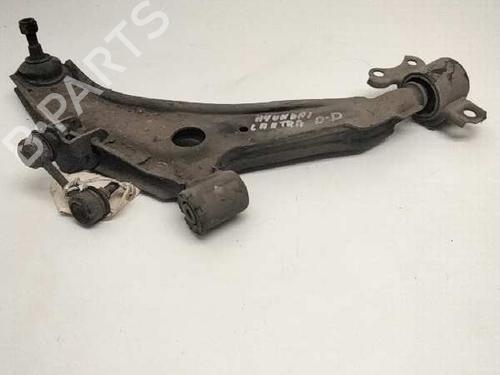 Used Right front suspension arm HYUNDAI LANTRA II (J-2) 1.6 16V (104 hp) 1230769