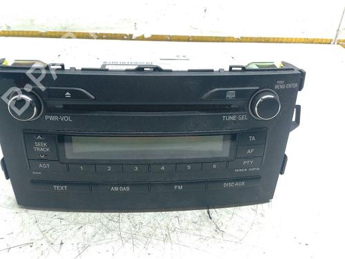 Used Radio Radio TOYOTA AURIS (_E15_) 1.8 Hybrid (ZWE150_, ZWE150R) (136 hp) 31211230 31211230