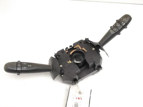 Used Headlight switch ALFA ROMEO 147 (937_) 1.9 JTD (937.AXD1A, 937.BXD1A, 937.AXV1A, 937.BXB1A,... (115 hp) 10298199