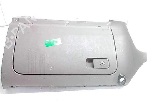 Used Glove box Glove box 17058415 17058415