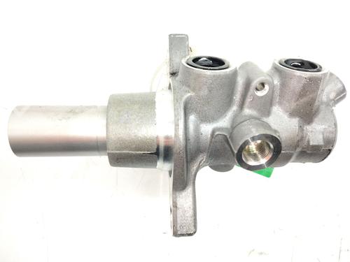 Used Brake master cylinder MERCEDES-BENZ E-CLASS (W213) E 220 d (213.004) (200 hp) 22983279