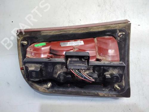 Used Right taillight Right taillight 11040575 11040575