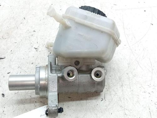 Used Brake master cylinder Brake master cylinder 25783067 25783067