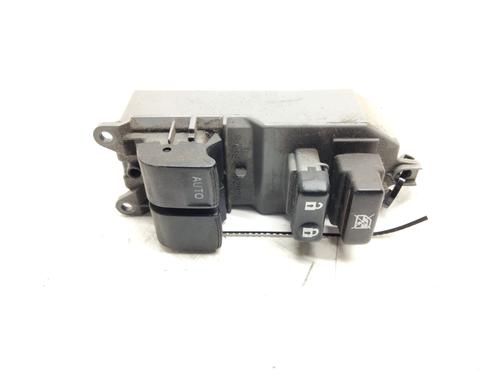 Mando elevalunas delantero izquierdo TOYOTA YARIS (_P9_) [2005-2014]  16139316