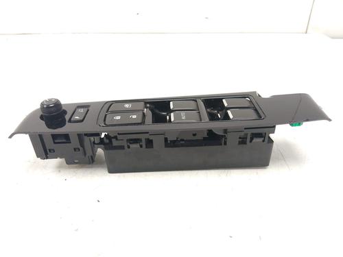 Left front window switch ISUZU D-MAX III (TFR, TFS) 1.9 DDI (TFR87J, TFR87) | BP38175999I27 - Image 2
