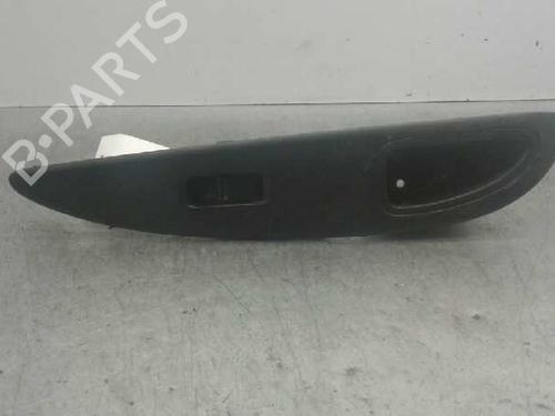 Used Right front window switch NISSAN PRIMERA Hatchback (P12) [2002-2025]  1360595