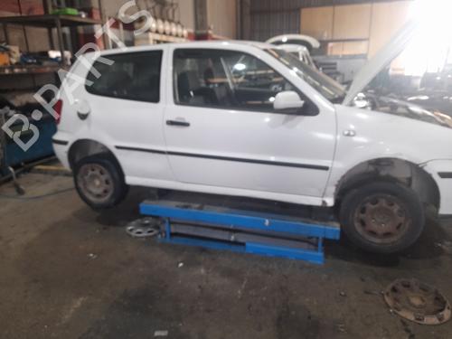 Tailgate lock VW POLO III (6N1) 64 1.9 SDI | BP29213588C101 