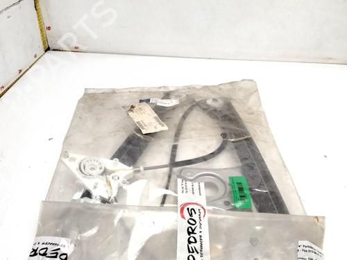 Front right window mechanism MERCEDES-BENZ S-CLASS (W220) S 280 (220.063, 220.163) | BP25227018C23 