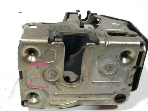 Serratura anteriore destra RENAULT SCÉNIC I MPV (JA0/1_, FA0_) 1.9 dCi (JA05, JA1F) (102 hp) 8341353