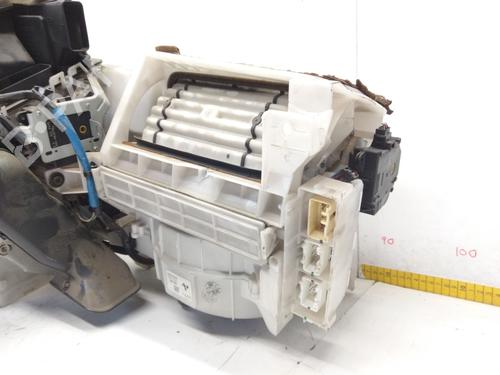 Heater matrix box TOYOTA LAND CRUISER PRADO (_J12_) 3.0 D-4D (KDJ120, KDJ125) | BP15685303M61 
