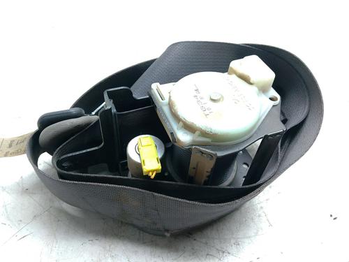 Used Front left seatbelt NISSAN PICK UP (D22) 2.5 dCi 4WD (133 hp) 31622940