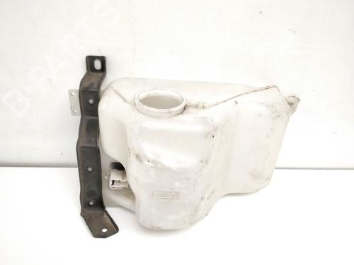 Used Windscreen washer tank NISSAN PICK UP (D21) 2.5 D (83 hp) 25725030