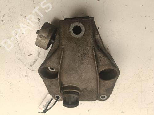Used Engine mount Engine mount 18865582 18865582