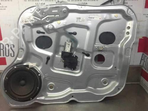 rudehejsemekanisme-hjre-foran-hyundai-santa-fe-ii-cm-22-crdi-824812b000-2005-2006-2007-2008-2009-2010-2011-2012-2013-2014-2015-150274 main image