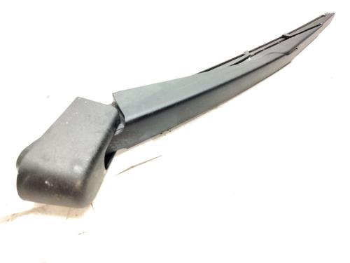 Used Rear windshield wiper arm PEUGEOT 3008 II SUV (MC_, MR_, MJ_, M4_) 1.5 BlueHDi 130 (131 hp) 21533326