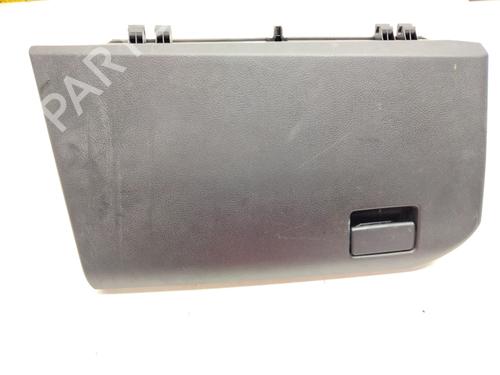 Used Glove box TOYOTA AURIS (_E18_) 1.6 D4-D (WWE185_) (112 hp) 17526292