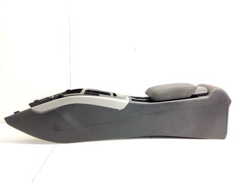 Used Armrest / Center console Armrest / Center console 17363299 17363299