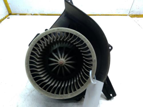 Heater blower motor SEAT IBIZA IV (6J5, 6P1) 1.9 TDI | BP29455698M62 