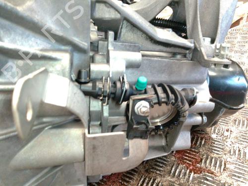 Gearbox DACIA SANDERO II 1.5 dCi 75 / Blue dCi 75 (B8JW, B8M4, B8AH, B8M7, B8M6) | BP38069448M3 - Image 4