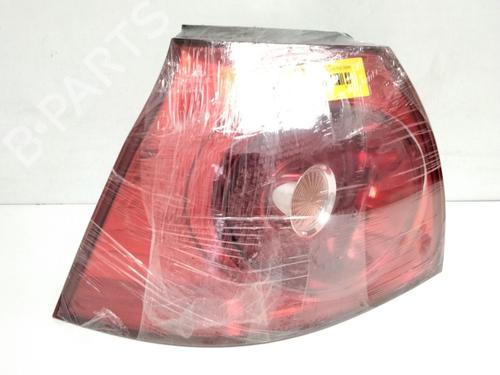 Left taillight VW GOLF V (1K1) 2.0 TDI | BP35791359C34 - Image 4