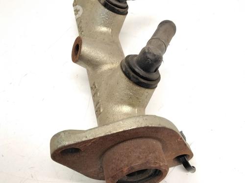 Used Brake master cylinder Brake master cylinder NISSAN VANETTE Van (_C22) [1986-2013] 15894644 15894644