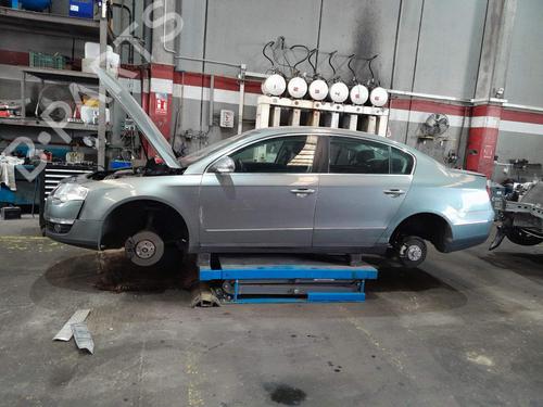 Brugte VW PASSAT B6 (3C2) 2.0 TDI 16V 4824361