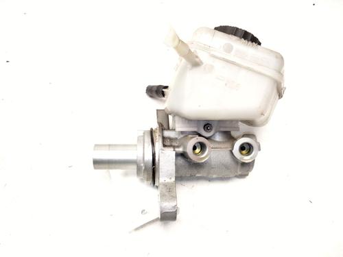 Used Brake master cylinder BMW 3 Touring (F31) 318 d (143 hp) 22720659