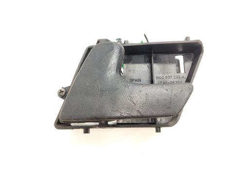 Used Front left interior door handle SEAT CORDOBA (6K1, 6K2) [1993-2002]  17189546