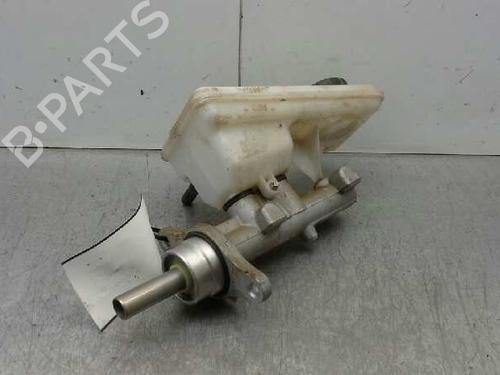 Used Brake master cylinder NISSAN PRIMASTAR Van (X83) 2.0 dCi 115 (114 hp) 1621607
