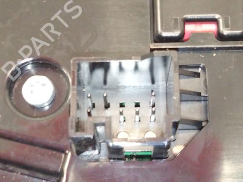 Switch MERCEDES-BENZ GLA (H247) GLA 200 (247.787) | BP29977424I30