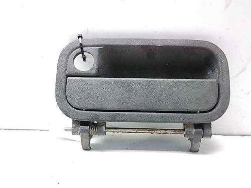 Used Front left exterior door handle Front left exterior door handle OPEL VECTRA A (J89) 2.0 i Cat (F19, M19) (116 hp) 10341665 10341665