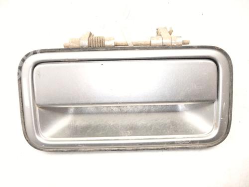 Used Tailgate handle OPEL FRONTERA B (U99) 2.2 DTI (6B_ZC, 6B_VF, 6B_66, 6B_76) (116 hp) 30287602