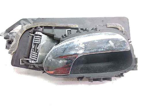 Used Front right interior door handle Front right interior door handle PEUGEOT 307 (3A/C) [2000-2012] 6989098 6989098