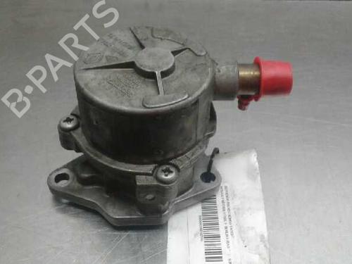 Used Vacuum pump RENAULT MEGANE I Classic (LA0/1_) [1996-2008]  3689261