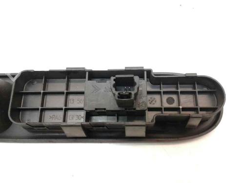Right front window switch PEUGEOT 307 SW (3H)  | BP6984374I26 