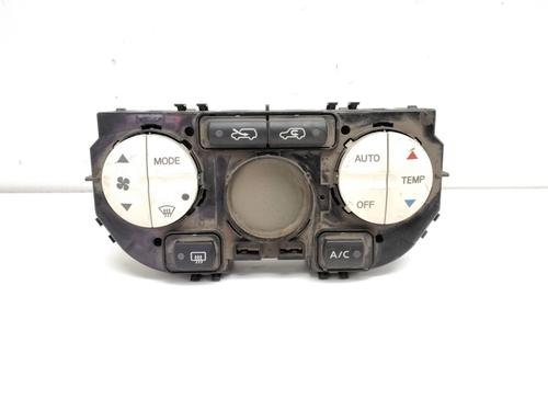 Used Climate control NISSAN MICRA III (K12) 1.4 16V (88 hp) 25605922
