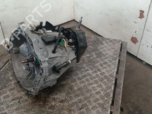 Used Gearbox Gearbox NISSAN INTERSTAR Van (X70) dCi 100 (99 hp) 34189565 34189565
