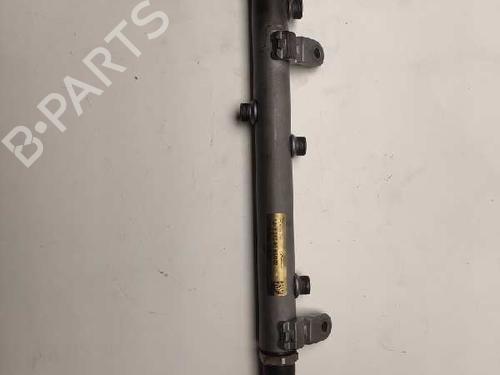 Used Injection rail Injection rail 15961920 15961920