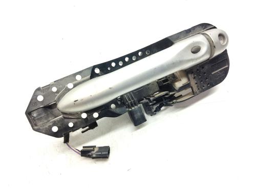 Used Front left exterior door handle RENAULT MEGANE III Hatchback (BZ0/1_, B3_) [2008-2025]  18844692