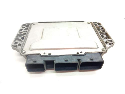engine-control-unit-ecu-renault-modus-grand-modus-fjp0_-8200376474-2004-17004324 main image
