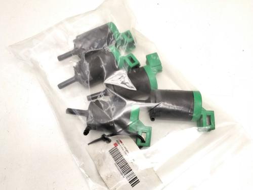 Washer pump NISSAN X-TRAIL II (T31) 2.0 dCi | BP25224677E24 