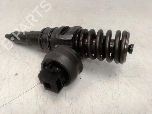 Used Injector Injector VW TOUAREG (7LA, 7L6, 7L7) 2.5 R5 TDI (174 hp) 40195756 40195756